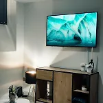 Apartment Bv Comfy Basement At Conditioning House Bradford (West Yorkshire)