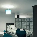 Bv Comfy Basement At Conditioning House Apartment Bradford (West Yorkshire)