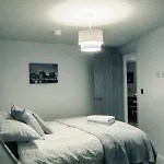 Bv Comfy Basement At Conditioning House * Bradford (West Yorkshire)