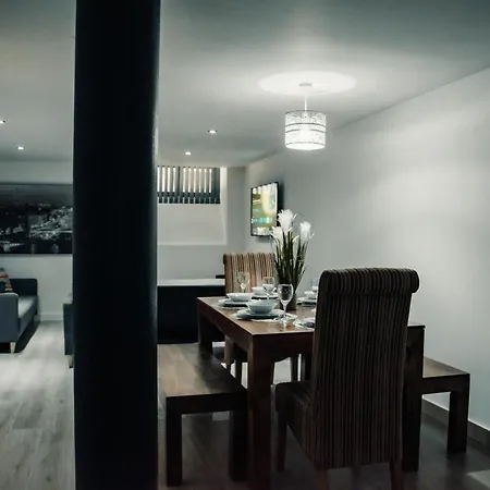 Bv Comfy Basement At Conditioning House Appartement *