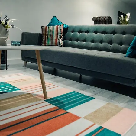Apartamento Bv Comfy Basement At Conditioning House