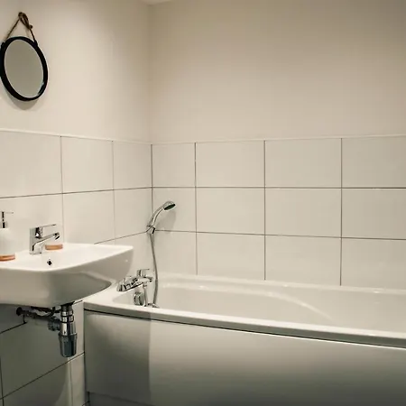 Apartamento Bv Comfy Basement At Conditioning House *