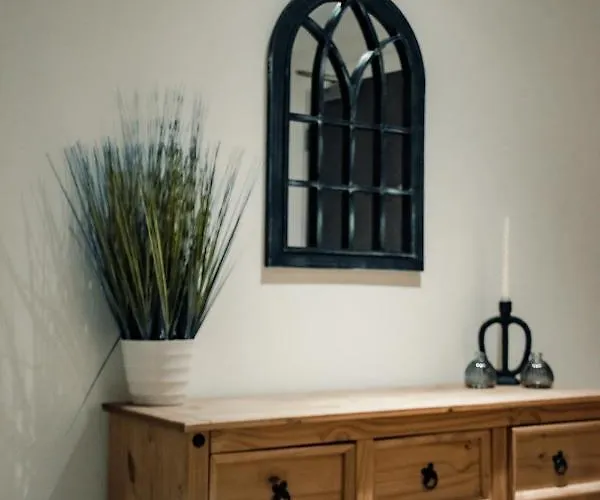 Bv Comfy Basement At Conditioning House Appartement *