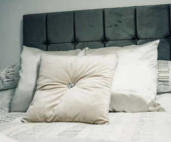 Bv Comfy Basement At Conditioning House *