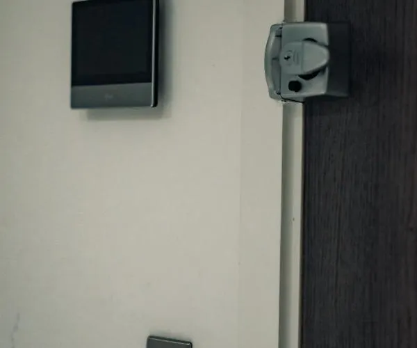 Bv Comfy Basement At Conditioning House Апартаменты